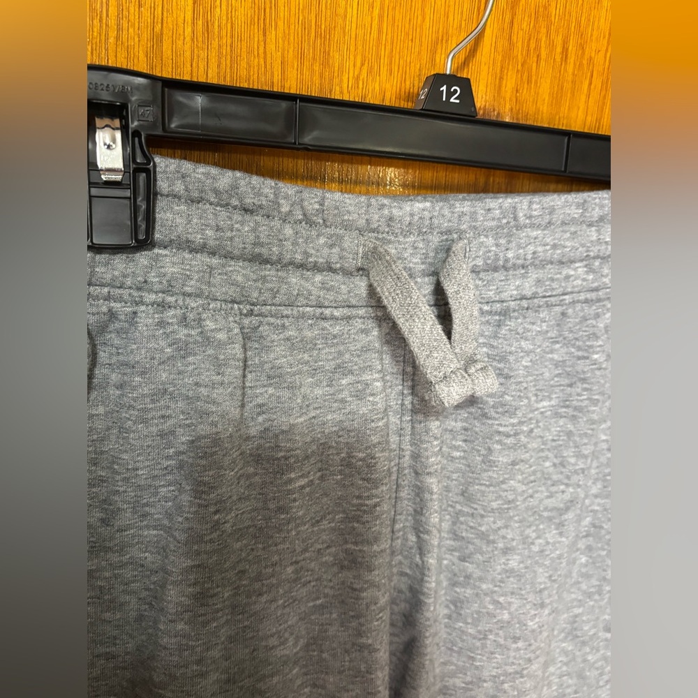 Men’s gymshark xxl gray sweats cinched ankle workout running workout excellent - Picture 3 of 6